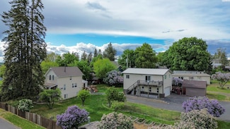 420 E Houghton St, Palouse, WA 99161