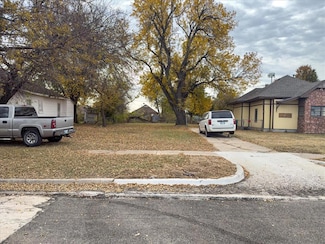 916 NW 95th St, Oklahoma City, OK 73114