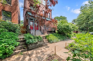 4521 Arco Ave, Saint Louis, MO 63110