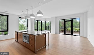 10511 Strathmore Hall St Unit 1B-3B-311, North Bethesda, MD 20852