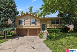 7306 S 49th Ave, Omaha, NE 68157