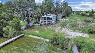 11337 Knights Griffin Rd, Thonotosassa, FL 33592