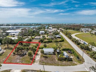 7034 Duke St, Rotonda West, FL 34224