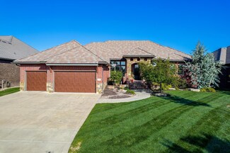 3606 N Beach Club Cir, Wichita, KS 67205