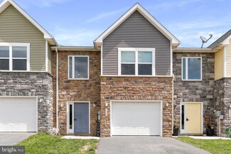 210 Meriweather Dr, Chambersburg, PA 17201