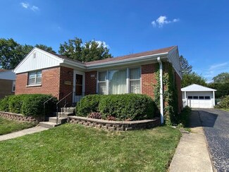 1418 S 5th Ave, Des Plaines, IL 60018