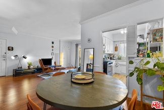 332 S Rexford Dr Unit 6, Beverly Hills, CA 90212