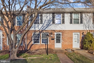 312 E Cornell Dr Unit 167, Sterling, VA 20164