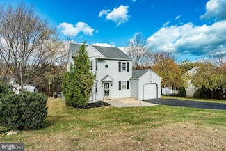 37 Lamberts Ln, Coatesville, PA 19320