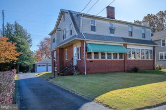 327 N Woodland Ave, Glenolden, PA 19036