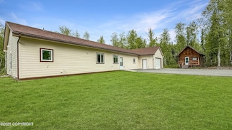 29022 W Parks Hwy, Houston, AK 99694