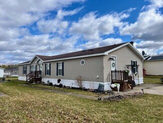 222 Ash Ridge, Mason, MI 48854