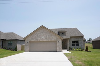 1804 N Oak St, Brookland, AR 72417