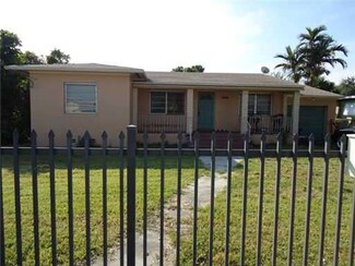 3080 NW 17th St, Miami, FL 33125