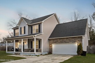 127 Fire Tower Rd, Richlands, NC 28574