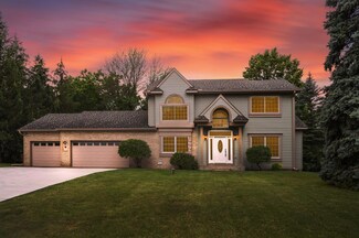 2430 Lansing Ave N, Lake Elmo, MN 55042