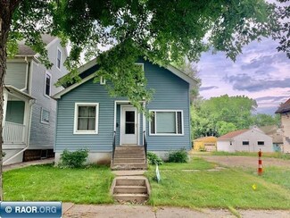 723 11th St N, Virginia, MN 55792