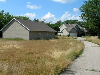 N1805 Clover Rd, Lake Geneva, WI 53147