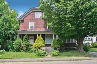 40 Chapel St, Augusta, ME 04330