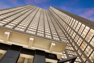 655 W Irving Park Rd Unit 701, Chicago, IL 60613