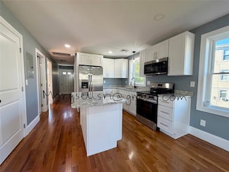93 Ledge St Unit 2, Providence, RI 02904