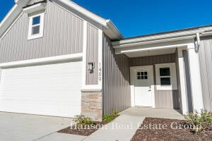 1402 Trail View Dr Unit 22, Greenville, MI 48838