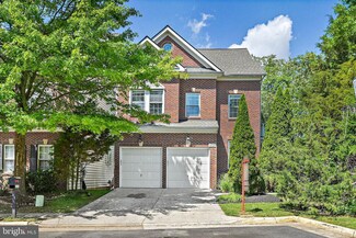 4220 Alex Ct, Fairfax, VA 22030