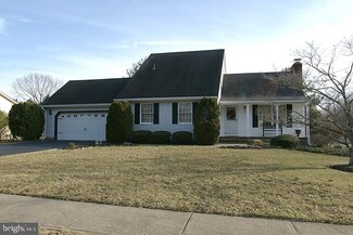 751 Groveville Allentown Rd, Trenton, NJ 08620