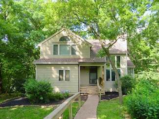 8 Stony Point, Galena, IL 61036
