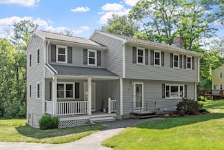 65 Martin Rd, Tewksbury, MA 01876