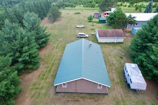 N9423 Brunette Ln, Crivitz, WI 54114
