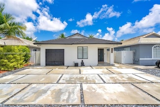9799 NW 128th Ln, Hialeah, FL 33018