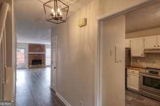 587 Wedgewood Dr, Alpharetta, GA 30009