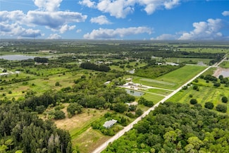 6245 81st St, Vero Beach, FL 32967