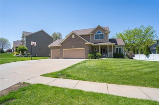 3904 153rd St, Urbandale, IA 50323
