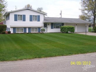 221 W Andrews St, Monroe, IN 46772