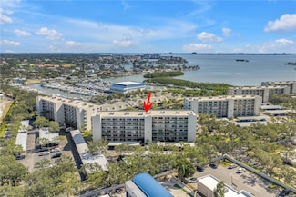 1320 Pasadena Ave S Unit 203, South Pasadena, FL 33707