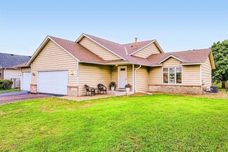 5816 91st Crescent N, Brooklyn Park, MN 55443