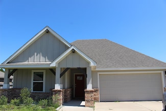 1555 Holly Trail, Sour Lake, TX 77659