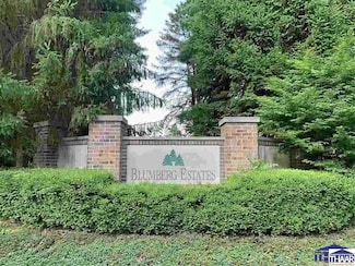 2553 Eisenhower Ln, Terre Haute, IN 47803