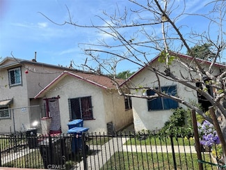 151 E 54th St, Los Angeles, CA 90011