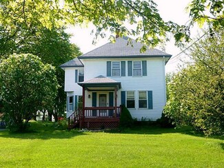 1746 Harpswell Neck Rd, Harpswell, ME 04079