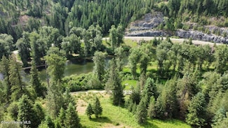 NKA Milwaukee Rd, Calder, ID 83808