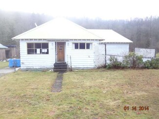 71661 W Old Cascade Hwy, Skykomish, WA 98288