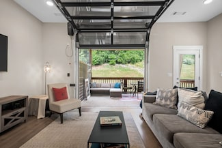 173 Stonecrest Dr, Nashville, TN 37209