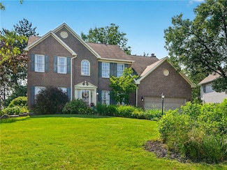 3173 Valley Dr, Walworth, NY 14568