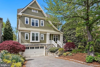 7106 Exeter Rd, Bethesda, MD 20814