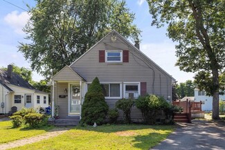 34 Canterbury Rd, Springfield, MA 01118