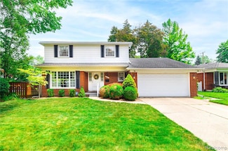2305 21st St, Wyandotte, MI 48192