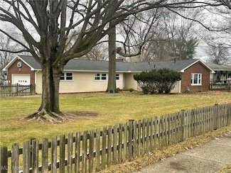 625 Shaker Dr, Medina, OH 44256